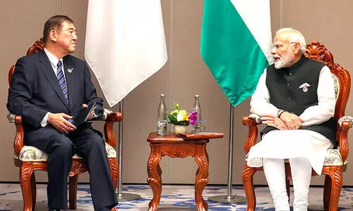 Narendra Modi and Shigeru Ishiba