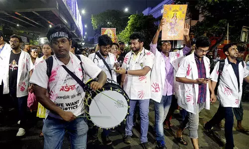 Durga Puja, Junior Doctors Protest