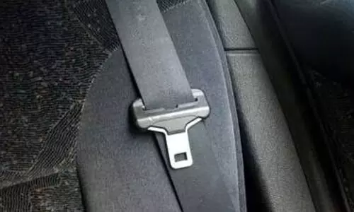 പത്ത് വർഷം മുമ്പ് മരിച്ച സ്ത്രീയുടെ പേരിൽ സീറ്റ് ബെൽറ്റ് ഇടാത്തതിന് പിഴ അടക്കാൻ നോട്ടീസ്!