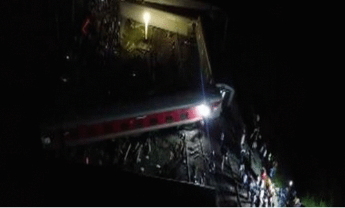 Mysuru-Darbhanga Express collides with goods train