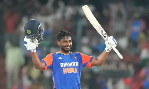 ഒരോവറിൽ അഞ്ചു സിക്സ്! സഞ്ജുവിന്‍റെ വെട്ടിക്കെട്ടിൽ പിറന്നത് റെക്കോഡുകൾ