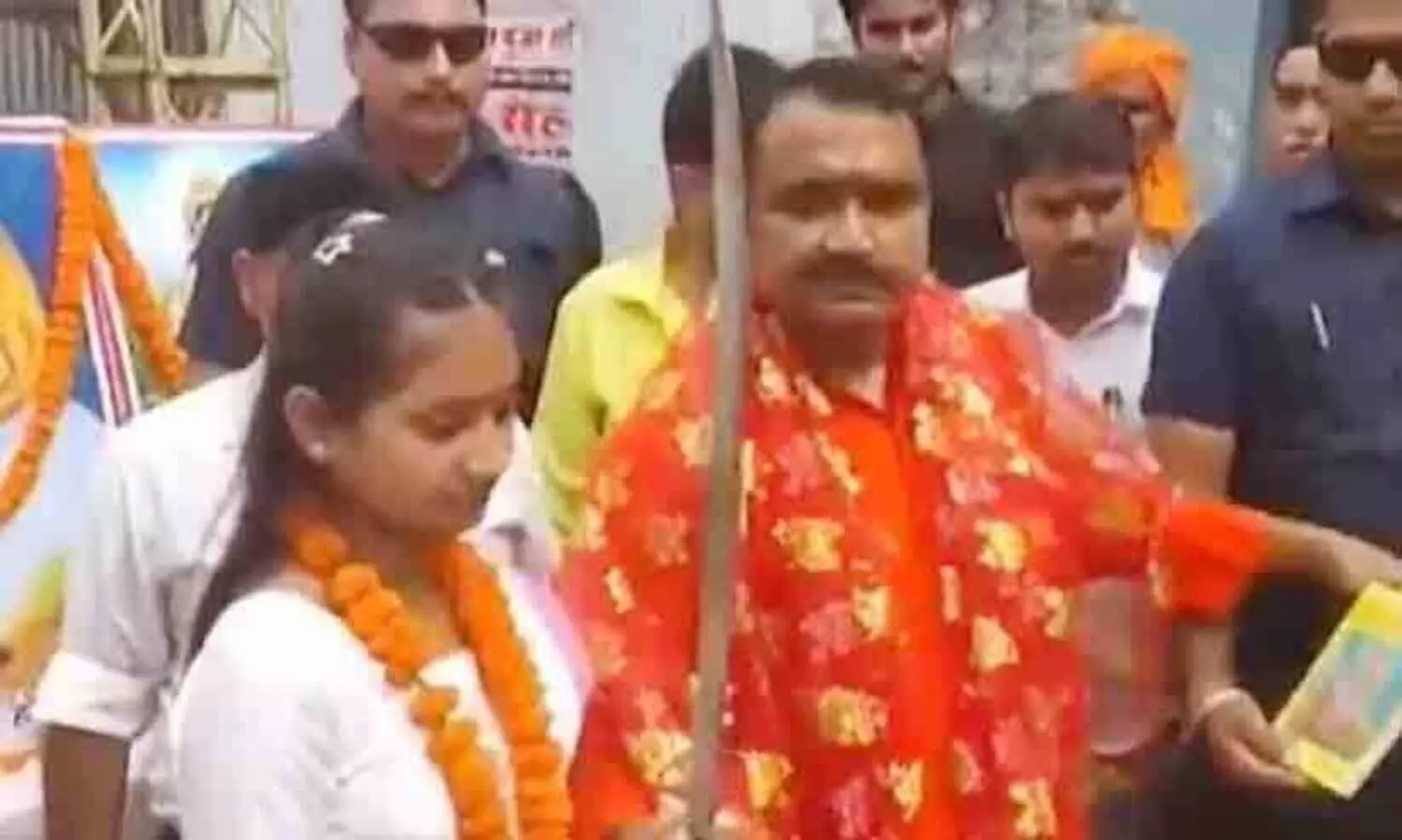 BJP MLA Mithilesh Kumar distributed swords among girls during the Vijayadashami celebration in Bihar