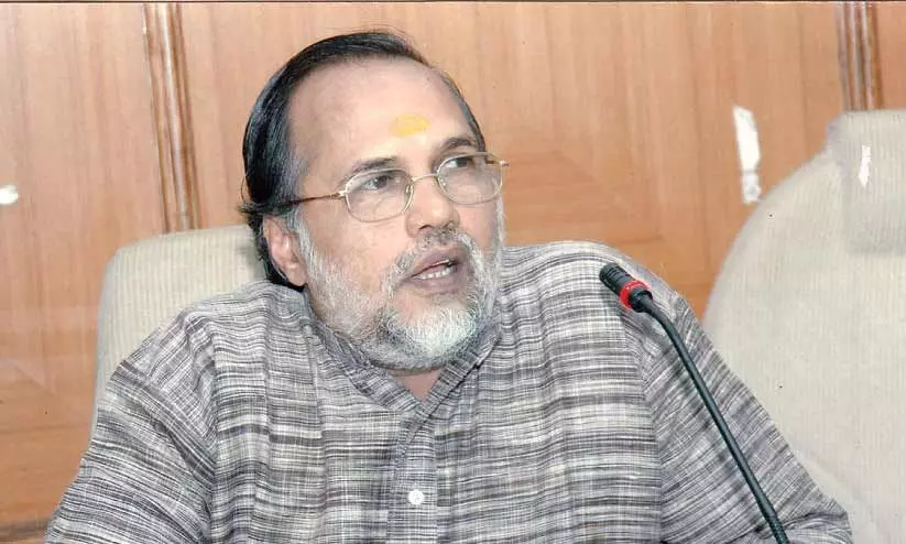 പായിപ്ര രാധാകൃഷ്ണൻ പായിപ്ര രാധാകൃഷ്ണൻ