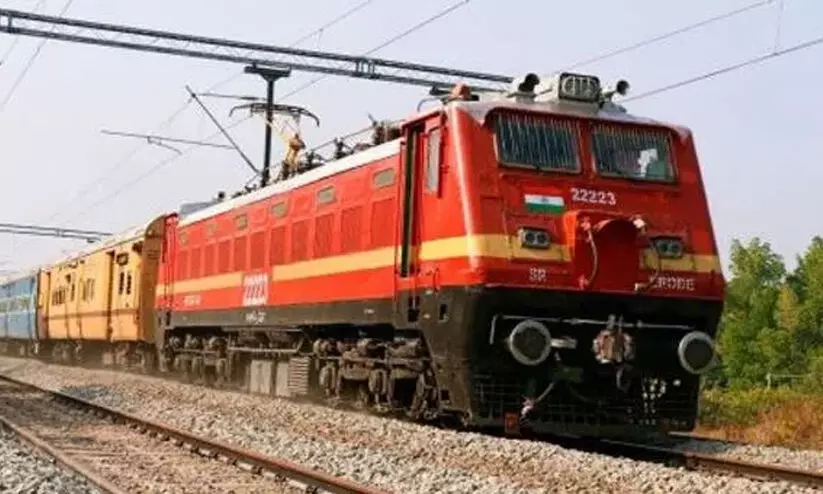 ട്രെ​യി​ൻ യാ​ത്ര​ക്കിടെ ദ​മ്പ​തി​ക​ളെ മ​യ​ക്കി കി​ട​ത്തി വൻക​വ​ർ​ച്ച