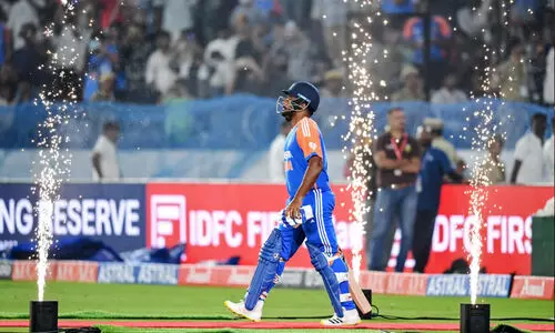 തുടർച്ചയായ രണ്ടു ഡെക്കുകൾ, ഇനി എന്താകുമെന്നറിയാതെ കേരളത്തിലേക്ക് മടങ്ങി; മത്സരശേഷം മനസ് തുറന്ന് സഞ്ജു