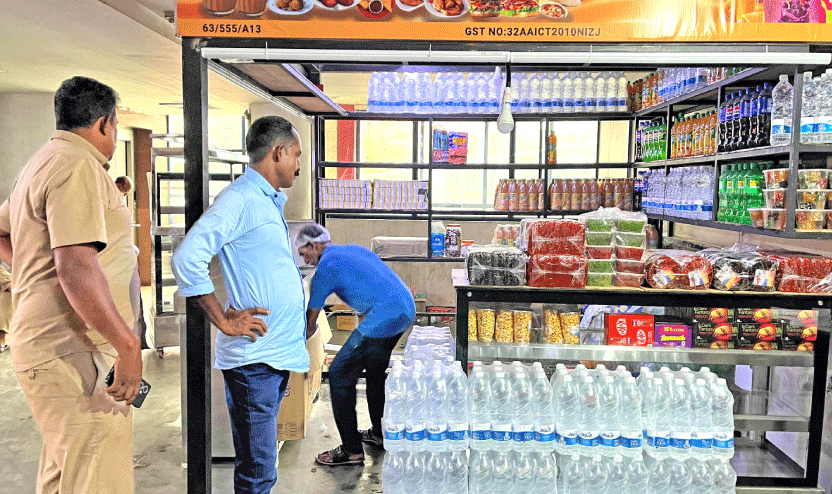 കെ.എസ്.ആർ.ടി.സി ബസ് സ്റ്റാൻഡ്; കുടിയൊഴിപ്പിച്ച കിയോസ്കുകൾ വീണ്ടും