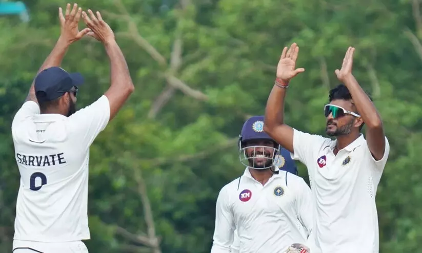 രഞ്ജിയിൽ ആവേശജയത്തുടക്കം; പഞ്ചാബിനെ മലർത്തിയടിച്ച് കേരളം രഞ്ജിയിൽ ആവേശജയത്തുടക്കം; പഞ്ചാബിനെ മലർത്തിയടിച്ച് കേരളം