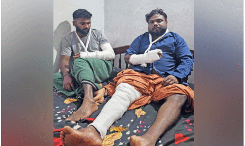 യു​വാ​ക്ക​ൾ​ക്കു​നേ​രെ വ​ധ​ശ്ര​മം; ര​ണ്ടു​പേ​ർ​ക്ക് ഗു​രു​ത​ര പ​രി​ക്ക്