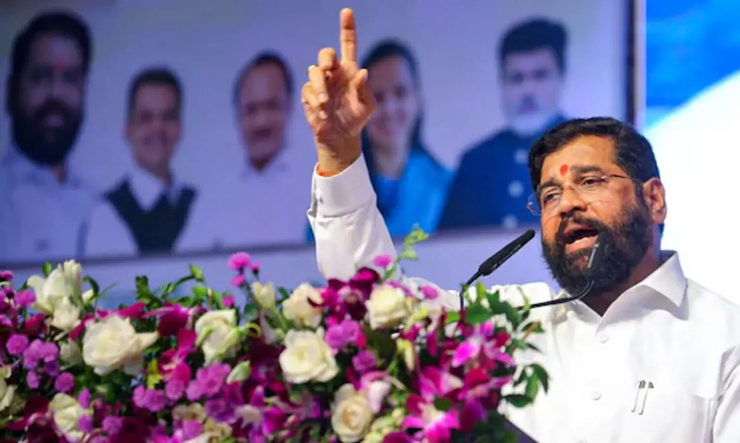 തെരഞ്ഞെടുപ്പ് പ്രഖ്യാപിക്കുന്നതിന് തൊട്ടുമുമ്പ് സർക്കാർ ജീവനക്കാർക്ക് വൻ ബോണസ് പ്രഖ്യാപിച്ച് മഹാരാഷ്ട്ര