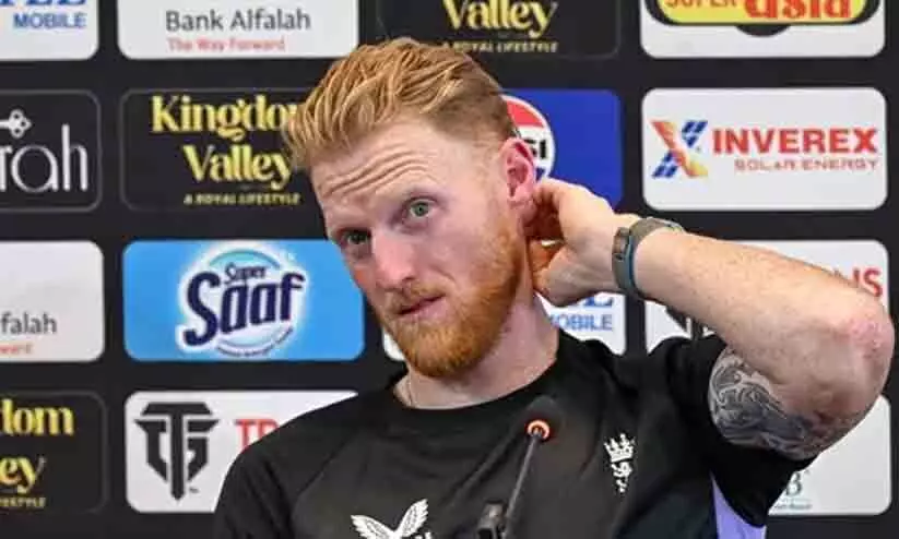 ഇതൊക്കെ എന്തിനാ എന്നോട് ചോദിക്കുന്നേ..; ബാബറിനെ ഒഴിവാക്കിയതിൽ ബെൻ സ്റ്റോക്സ്