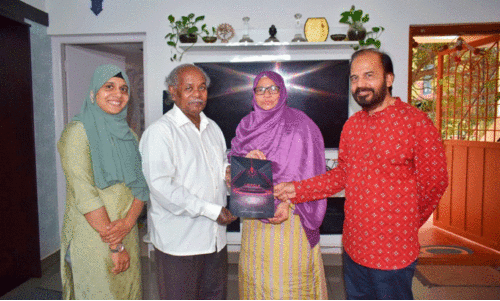 Online Magazine Cover