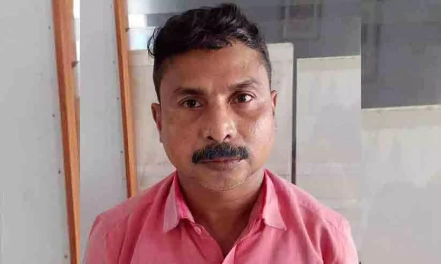 മുതുകിൽ പുഴു ഉണ്ടെന്ന് പറഞ്ഞ് ശ്രദ്ധ ​തെറ്റിച്ച് സ്ത്രീയുടെ മാല പൊട്ടിച്ചു; പ്രതി പിടിയിൽ