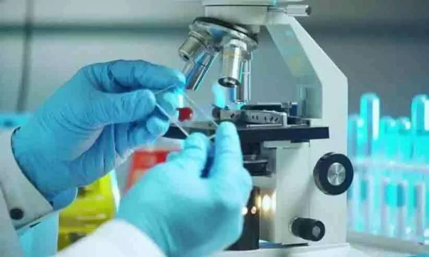 സൗദിയിൽ ലാബ്​ ടെക്​നീഷ്യൻ ഉൾപ്പടെ നാല്​ ജോലികളിൽ സ്വദേശിവത്​കരണ തോത്​ ഉയർത്തുന്നു