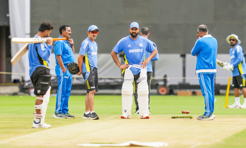 Ahead of the 1st Test, the Indian players are in Bengaluru for training. Ahead of the 1st Test, the Indian players are in Bengaluru for training.