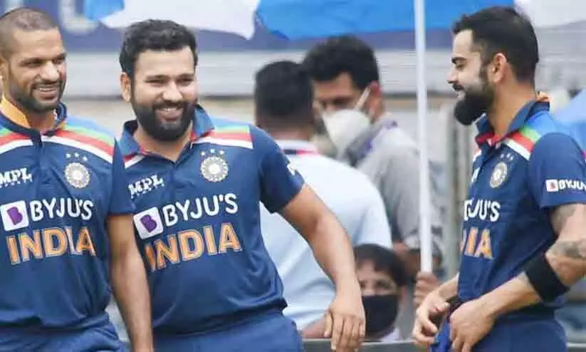 ഇന്ത്യയുടെ ത്രിമൂർത്തികൾ എന്തായിരുന്നുവെന്ന്  ഈ കളി പറയും; ആസ്ട്രേലിയക്കെതിരെയുള്ള ആ ഐക്കോണിക്ക് സ്കോർബോർഡിന് 11 വയസ്!