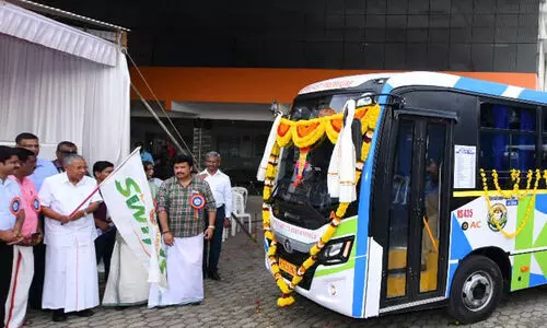 കെ.എസ്.ആർ.ടി.സി സ്വിഫ്റ്റിന്റെ 10 സൂപ്പർ ഫാസ്റ്റ് പ്രീമിയം ബസുകൾ പുറത്തിറക്കി