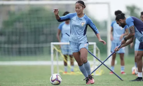 ‘നായിക’ക്കല്ല്: 100 അന്താരാഷ്ട്ര മത്സരങ്ങൾ കളിക്കുന്ന ആദ്യ ഇന്ത്യൻ വനിത ഫുട്ബാളറാവാൻ ക്യാപ്റ്റൻ ആശാലത ദേവി ഇന്നിറങ്ങുന്നു
