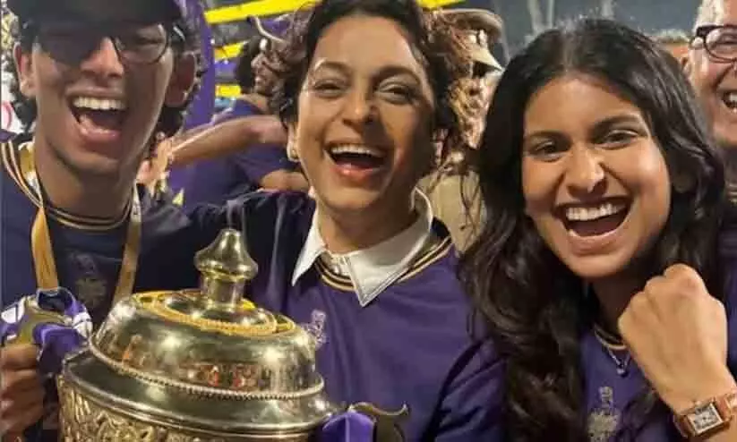 ആസ്തി 4600 കോടി രൂപ; ആലിയയും പ്രിയങ്കയും ദീപികയുമല്ല ഇന്ത്യയിലെ ഏറ്റവും സമ്പന്നയായ നടി ആസ്തി 4600 കോടി രൂപ; ആലിയയും പ്രിയങ്കയും ദീപികയുമല്ല ഇന്ത്യയിലെ ഏറ്റവും സമ്പന്നയായ നടി