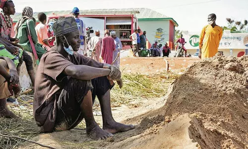 നൈജീരിയയിൽ ടാങ്കർ പൊട്ടിത്തെറിച്ച് 140 പേർ മരിച്ചു; നിരവധി പേർക്ക് പരിക്ക്