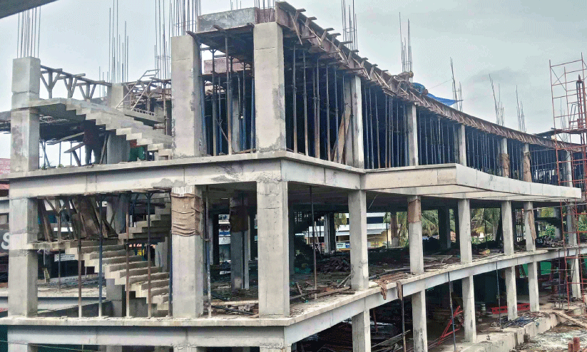 നഗരസഭ ബസ് സ്റ്റാൻഡ് കം ഷോപ്പിങ് കോംപ്ലക്സ്: രണ്ടാം നില കോൺക്രീറ്റ് ചെയ്തു നഗരസഭ ബസ് സ്റ്റാൻഡ് കം ഷോപ്പിങ് കോംപ്ലക്സ്: രണ്ടാം നില കോൺക്രീറ്റ് ചെയ്തു