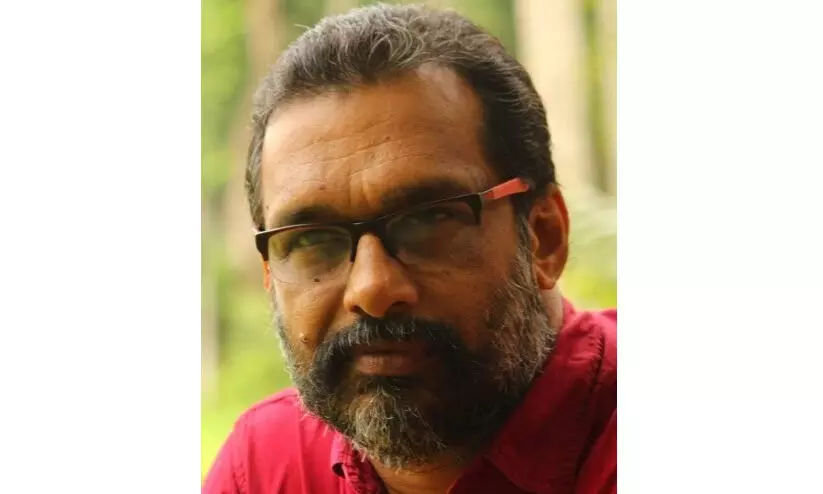 പി.കുഞ്ഞിരാമൻ നായർ താമരത്തോണി അവാർഡ് ഡോ.സുരേഷ് നൂറനാടിന് പി.കുഞ്ഞിരാമൻ നായർ താമരത്തോണി അവാർഡ് ഡോ.സുരേഷ് നൂറനാടിന്