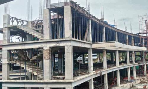 നഗരസഭ ബസ് സ്റ്റാൻഡ് കം ഷോപ്പിങ് കോംപ്ലക്സ്: രണ്ടാം നില കോൺക്രീറ്റ് ചെയ്തു നഗരസഭ ബസ് സ്റ്റാൻഡ് കം ഷോപ്പിങ് കോംപ്ലക്സ്: രണ്ടാം നില കോൺക്രീറ്റ് ചെയ്തു