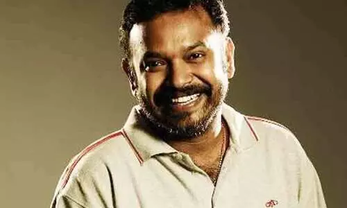 സഹസംവിധായകൻമാർക്ക് മാസ ശമ്പളം നൽകുന്ന ആദ്യ സംവിധായകൻ; ചർച്ചയായി വെങ്കട്ട് പ്രഭു സഹസംവിധായകൻമാർക്ക് മാസ ശമ്പളം നൽകുന്ന ആദ്യ സംവിധായകൻ; ചർച്ചയായി വെങ്കട്ട് പ്രഭു