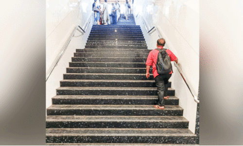 kottayam medical college subway