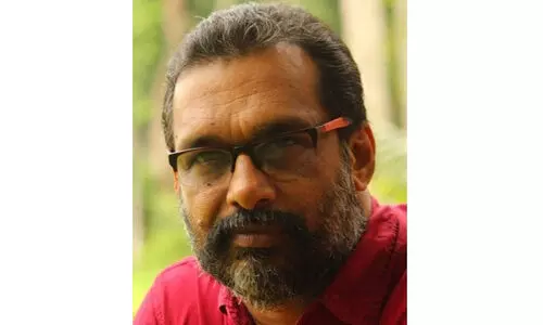 പി.കുഞ്ഞിരാമൻ നായർ താമരത്തോണി അവാർഡ്  ഡോ.സുരേഷ് നൂറനാടിന്
