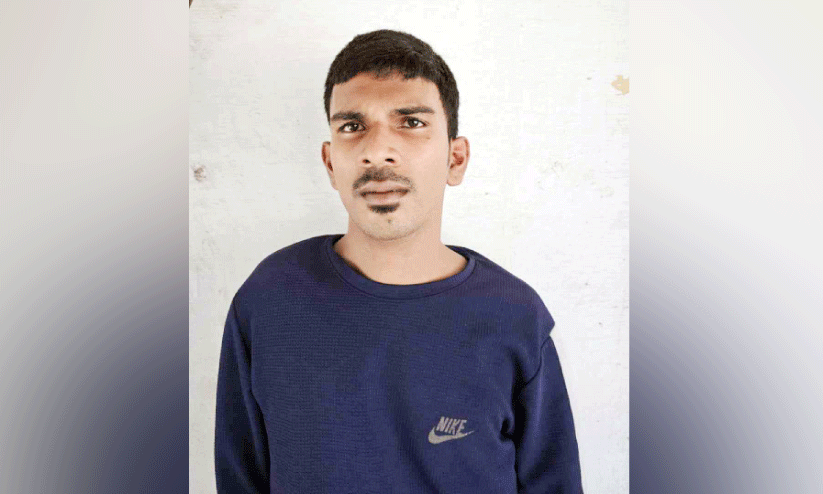 ട്രെയിനിൽ മൊബൈൽ ഫോൺ മോഷണം; യുവാവ് പിടിയിൽ ട്രെയിനിൽ മൊബൈൽ ഫോൺ മോഷണം; യുവാവ് പിടിയിൽ