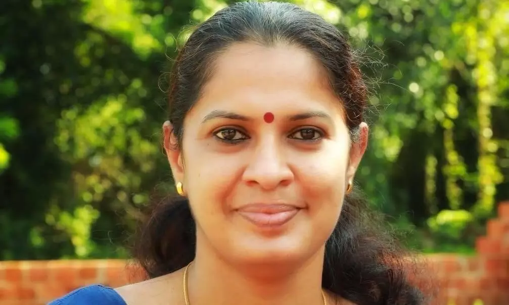 ദിവ്യക്കു നേരെ സൈബർ ആക്രമണം; ഭർത്താവിന്റെ പരാതിയിൽ കേസ് ദിവ്യക്കു നേരെ സൈബർ ആക്രമണം; ഭർത്താവിന്റെ പരാതിയിൽ കേസ്