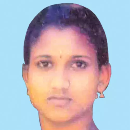 പെ​രി​ങ്ങോ​ട്ടു​കു​റു​ശ്ശി​യി​ൽ യു​വ​തി കി​ട​പ്പു​മു​റി​യി​ൽ മ​രി​ച്ച​നി​ല​യി​ൽ