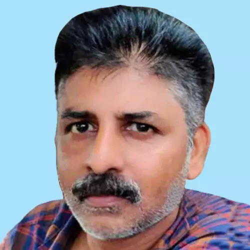 ഓ​ട്ടോ​ഡ്രൈ​വ​ർ തൂ​ങ്ങി​മ​രി​ച്ച നി​ല​യി​ൽ