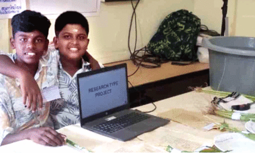 ഈ ​കു​ട്ടി​ക​ൾ പ​റ​യു​ന്നു; പാ​ഴ്പു​ല്ലി​ൽ​നി​ന്ന് പേ​പ്പ​ർ നി​ർ​മി​ക്കാം