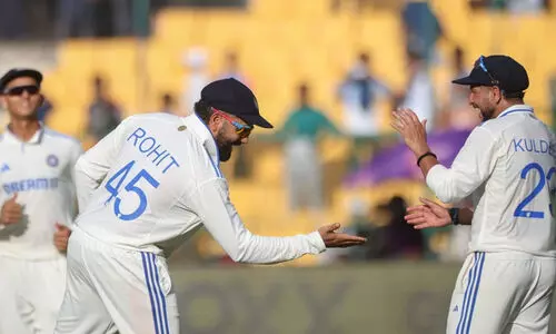 ടെസ്റ്റ് ക്രിക്കറ്റ് ചരിത്രത്തിലാദ്യം; അതുല്യ റെക്കോഡ് ഇനി ഇന്ത്യയുടെ പേരിൽ