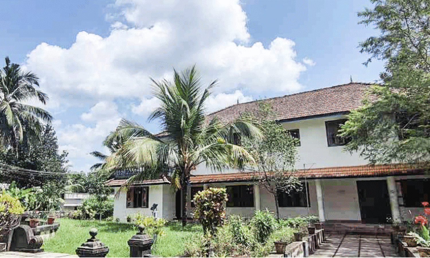 Mannada Veluthampi Dalava Museum