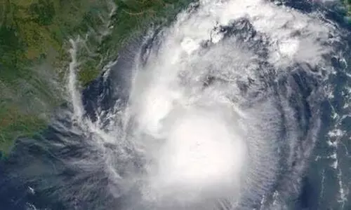 വരുന്നു ‘ദന’ ചുഴലിക്കാറ്റ് വരുന്നു ‘ദന’ ചുഴലിക്കാറ്റ്