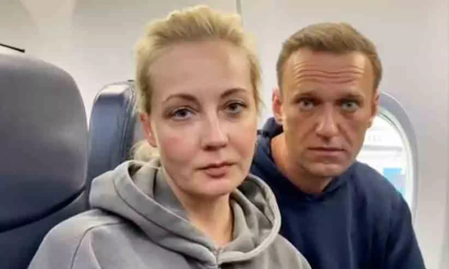 Alexei Navalny with his wife yulia
