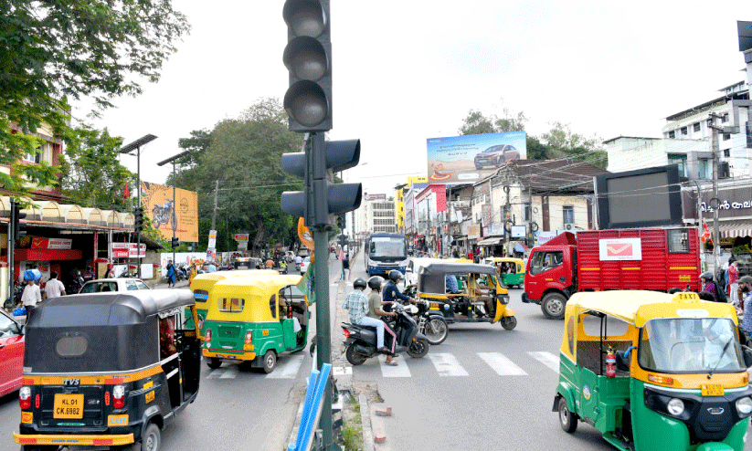 Non functioning traffic signal lights
