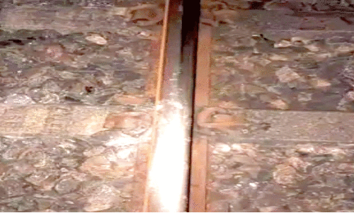 Stone-throwing attempt,