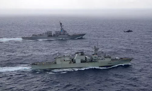 US and Canadian warships