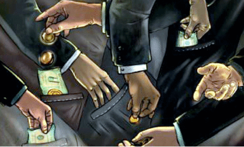 ആകാശം മുട്ടി കോർപറേറ്റ് കൊള്ള; 2001 മുതൽ 2023 വരെ ബാങ്കുകൾ എഴുതിത്തള്ളിയത് 14,56,805 കോടി രൂപ ആകാശം മുട്ടി കോർപറേറ്റ് കൊള്ള; 2001 മുതൽ 2023 വരെ ബാങ്കുകൾ എഴുതിത്തള്ളിയത് 14,56,805 കോടി രൂപ