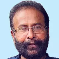 സു​ധേ​ഷ് കു​മാ​ർ