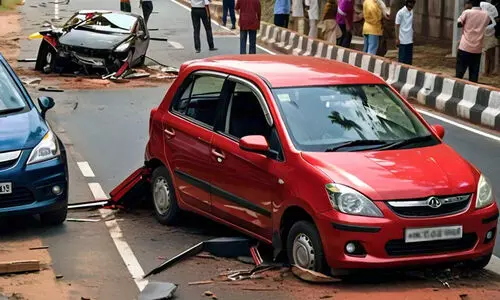 ഇൻഷുറൻസ് ഇല്ലാത്ത വാഹനം അപകടത്തിൽപെട്ടാൽ കർശന നടപടി ഇൻഷുറൻസ് ഇല്ലാത്ത വാഹനം അപകടത്തിൽപെട്ടാൽ കർശന നടപടി