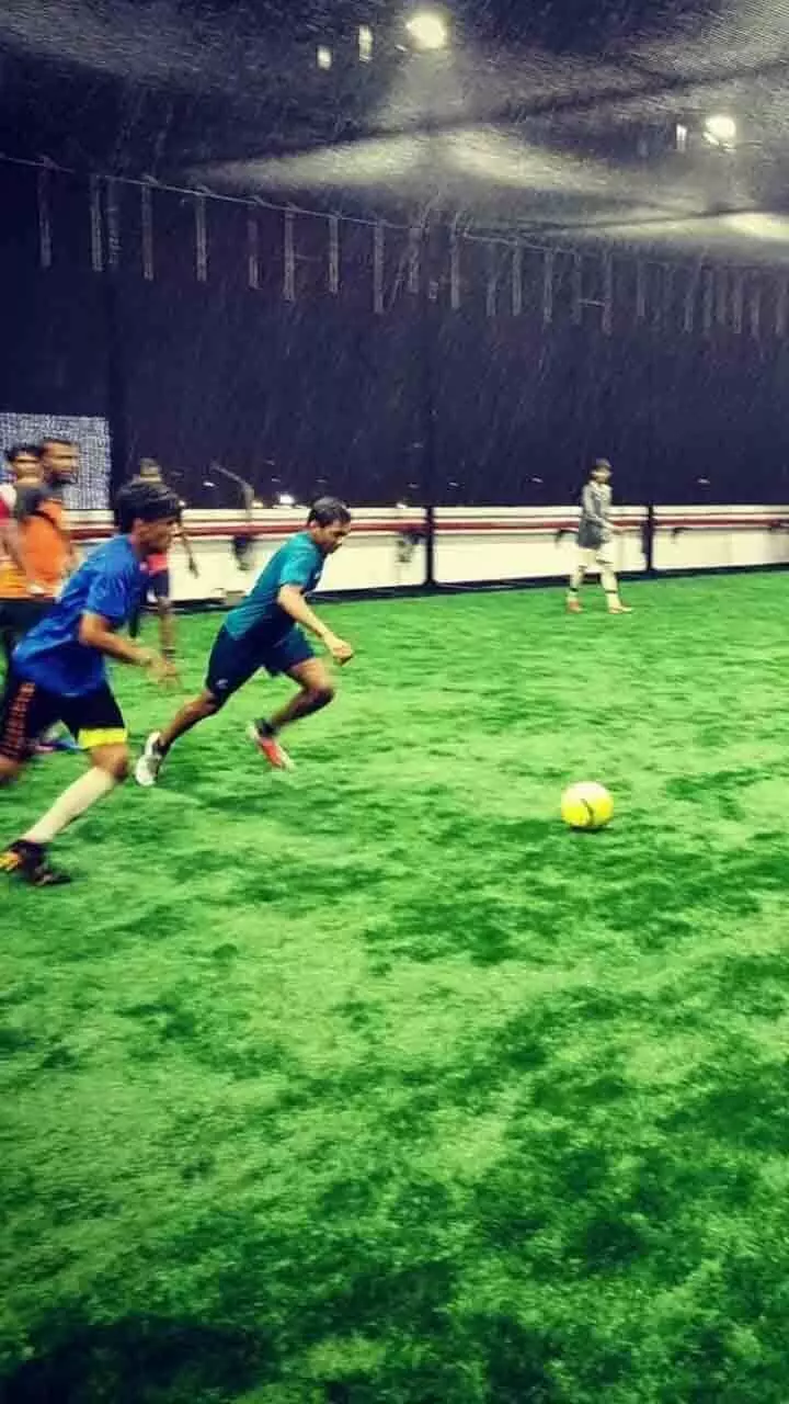 ‘ടർഫിലെ കൃത്രിമ പുൽത്തകിടി അപകടകാരിയോ‍?