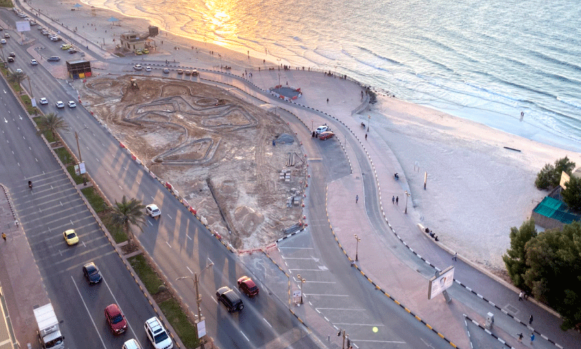 അജ്മാൻ ബീച്ചുകളിലൊന്ന് അജ്മാൻ ബീച്ചുകളിലൊന്ന്