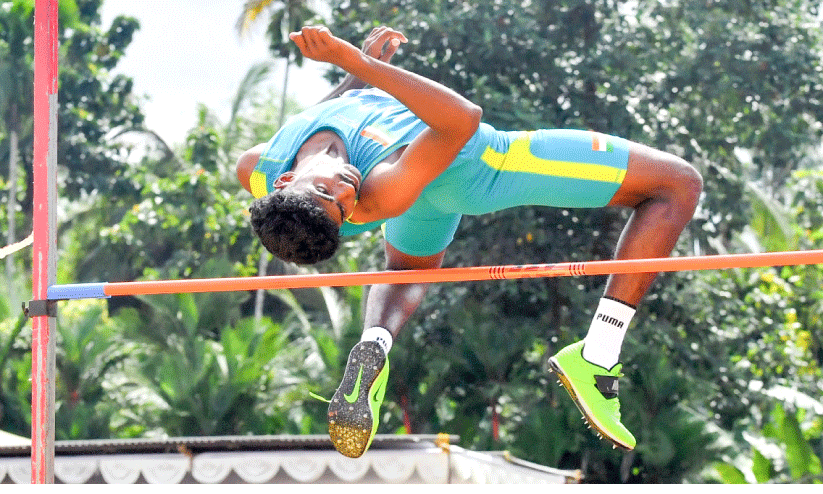 ജില്ല സ്കൂൾ കായികമേള; ഈരാറ്റുപേട്ടയുടെയും എസ്.എം.വിയുടെയും കുതിപ്പ് ജില്ല സ്കൂൾ കായികമേള; ഈരാറ്റുപേട്ടയുടെയും എസ്.എം.വിയുടെയും കുതിപ്പ്