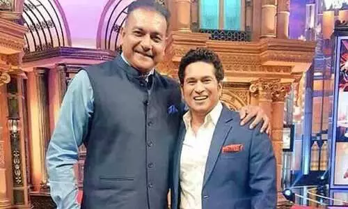 സചിൻ ടെണ്ടുൽക്കറിന്‍റെ പാന്റിൽ ഉറുമ്പുകൾ ഉള്ളത്പോലെയാണ്; രസകരമായ കമന്‍ററിയുമായി രവി ശാസ്ത്രി