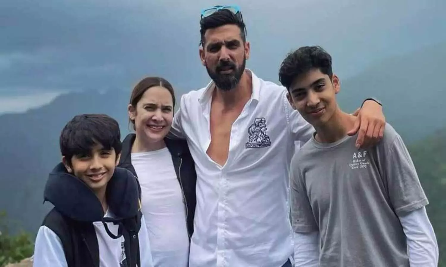 പപ്പാ..എനിക്ക് ശ്വസിക്കാന്‍ പറ്റുന്നില്ല, എന്നെ രക്ഷിക്കൂ; മൂന്നാം വയസ്സിൽ മകൻ മരണത്തെ  മുഖാമുഖം കണ്ടു -സിയാദ് ഖാൻ