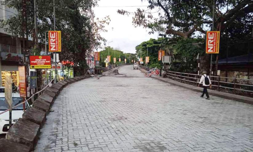 thalassery thalassery